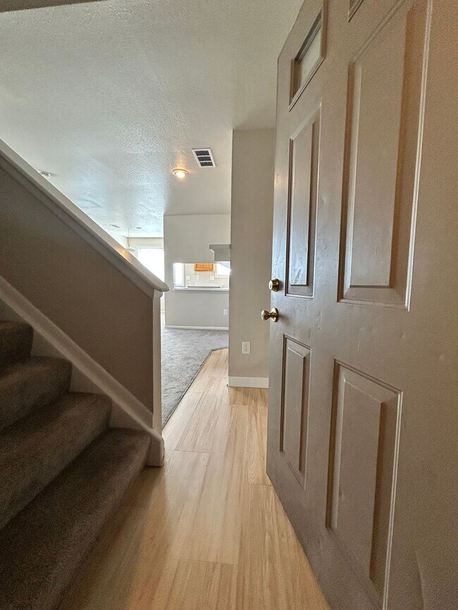 Foto del edificio - Condo Available For Rent In Northeast Boulder's Kings Ridge