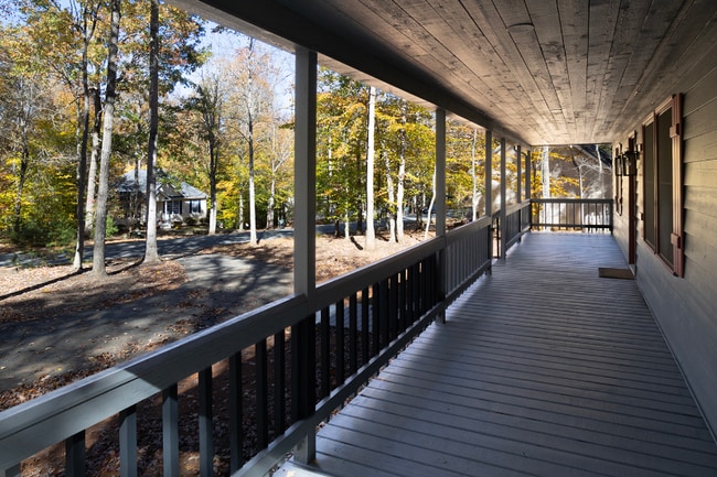 Foto del edificio - 89 Jefferson Dr