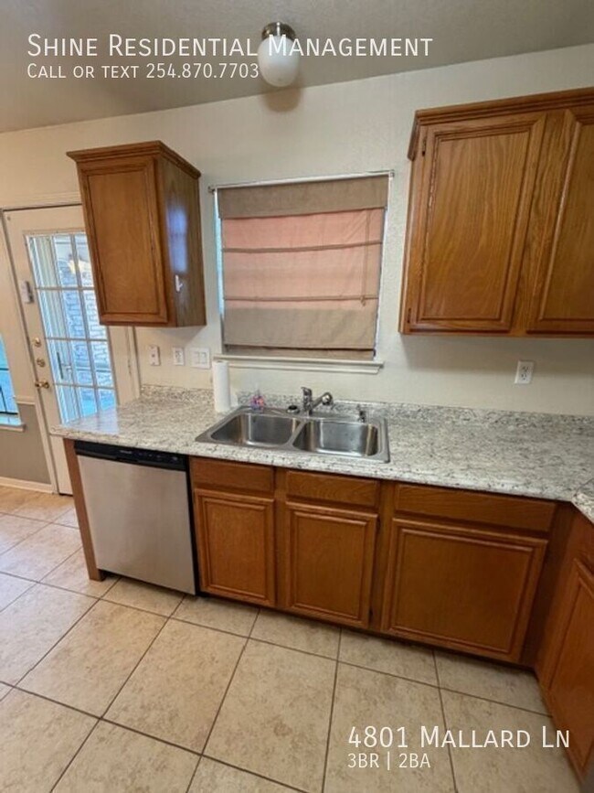 Foto del edificio - 4801 Mallard Ln