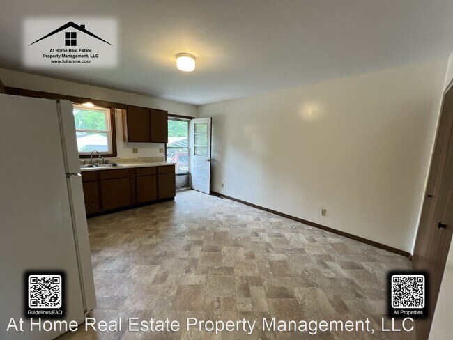 Foto del edificio - 2 br, 1 bath House - 824 Bluff Street Apar...