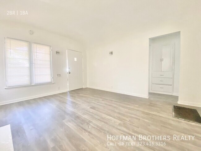 Building Photo - 1509 12th Ave