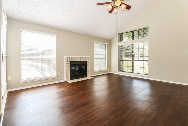 Building Photo - 6519 Impala Dr