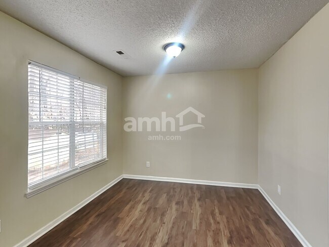 Foto del edificio - 16518 Amber Field Dr