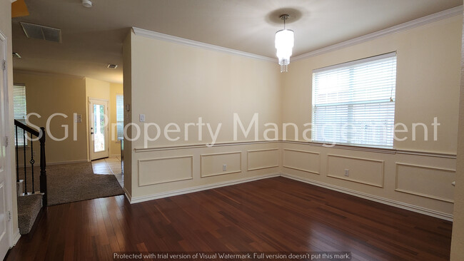 Building Photo - 3601 Anita Dr