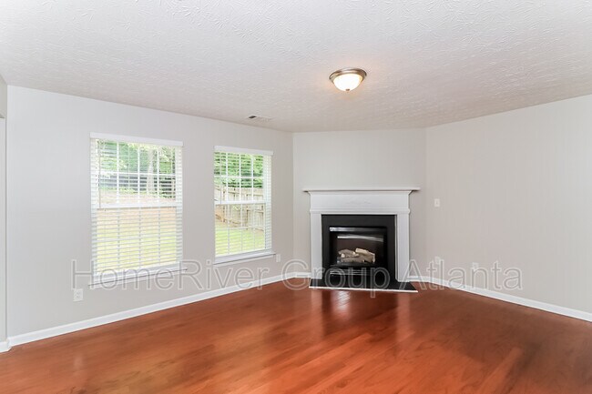 Building Photo - 437 Arrowhead Dr