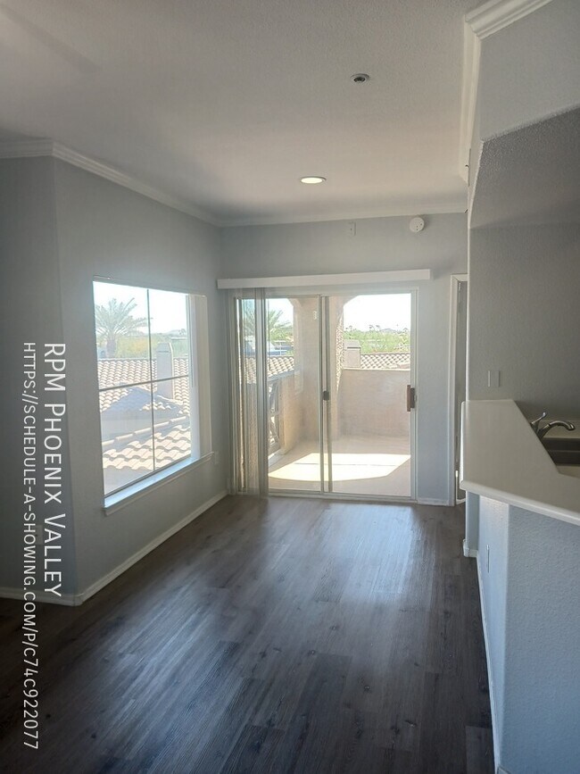 Foto del edificio - 3236 E Chandler Blvd
