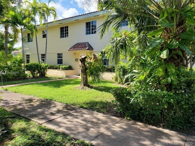 Building Photo - 345 Alesio Ave