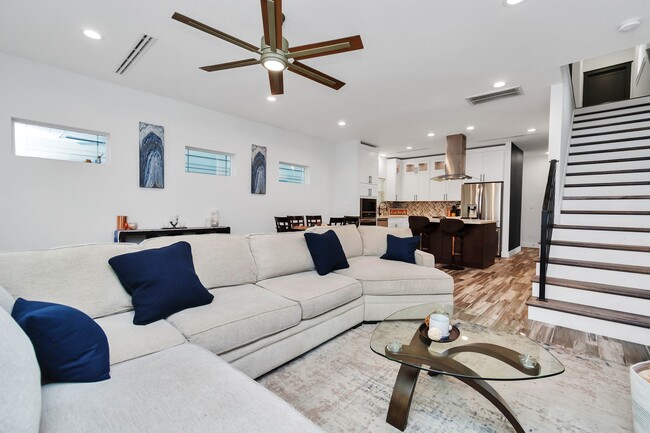 Building Photo - 4209 New Orleans St