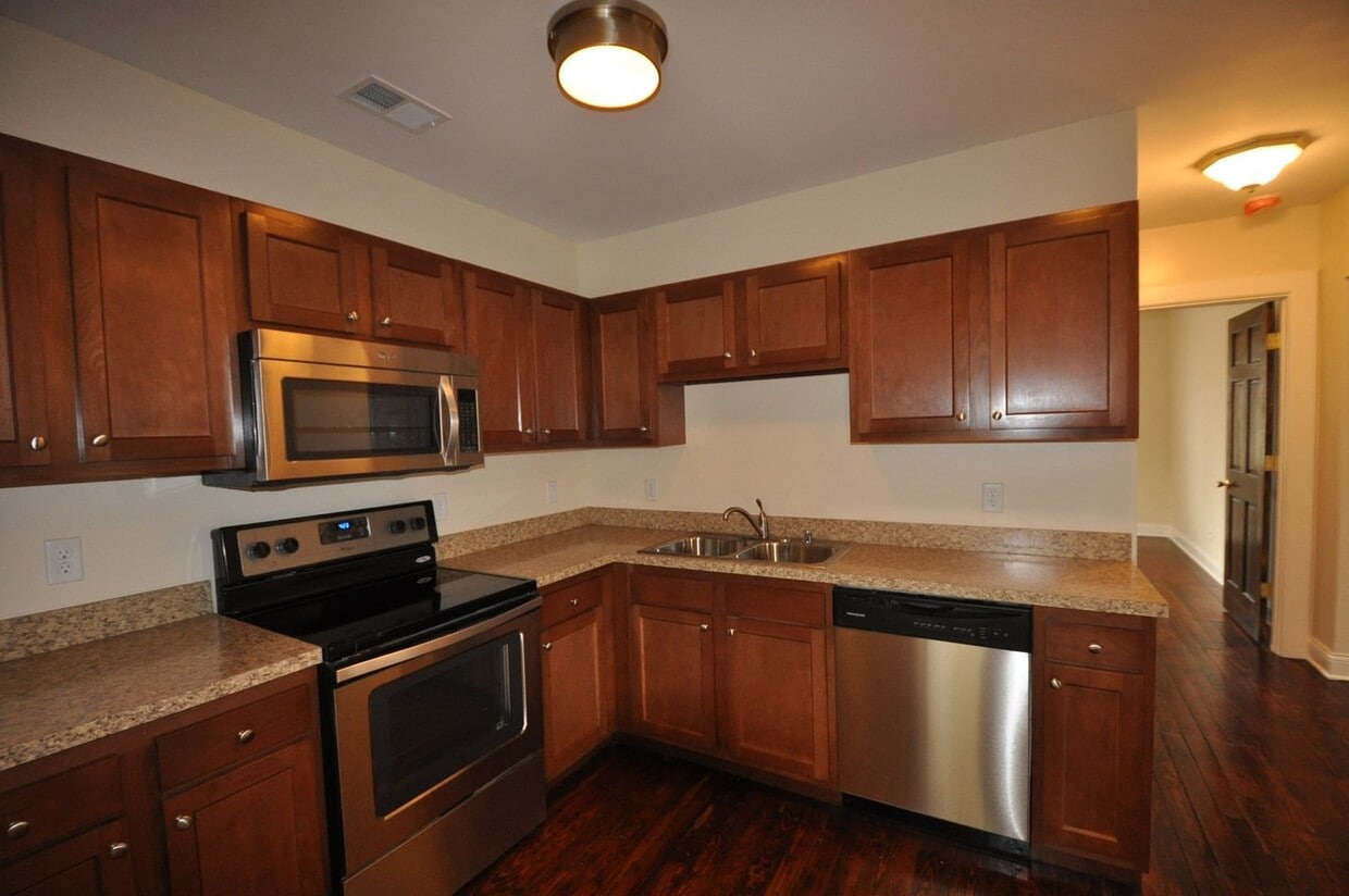 Primary Photo - Now Pre-Leasing for Fall Semester 2026