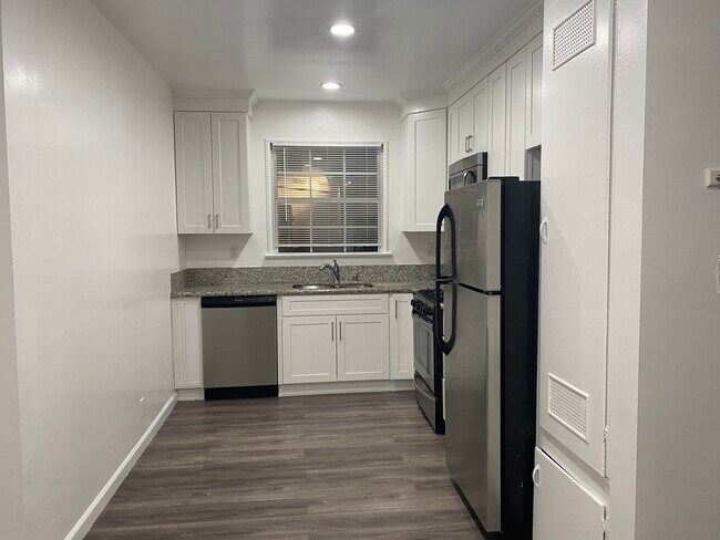 Foto del edificio - 8917 Clifton Way