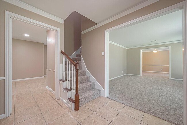 Foto del edificio - 6534 Bayonne Dr