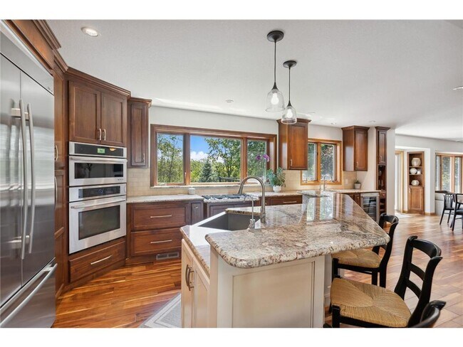 Foto del edificio - 740 Ashley Dr