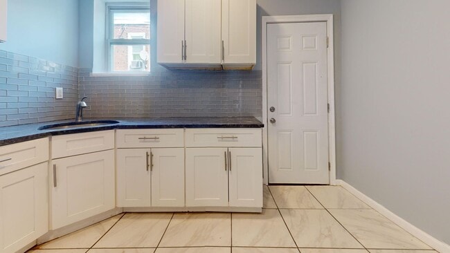 Building Photo - Charming Philadelphia Home with Modern Upd...