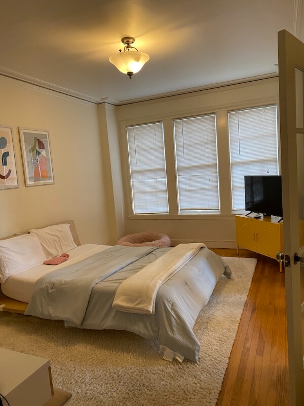 Foto principal - 1855 Washington St