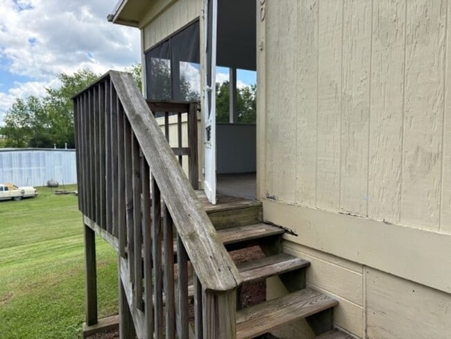 Building Photo - 2 Bed, 1.5 Bath Single Family Home in Mary...