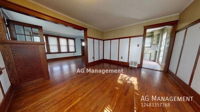 Building Photo - 1502 N Washington Ave - Classic Charm in t...