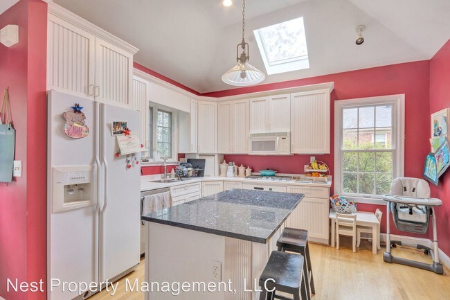 Building Photo - 3 br, 3 bath House - 1863 Field Rd