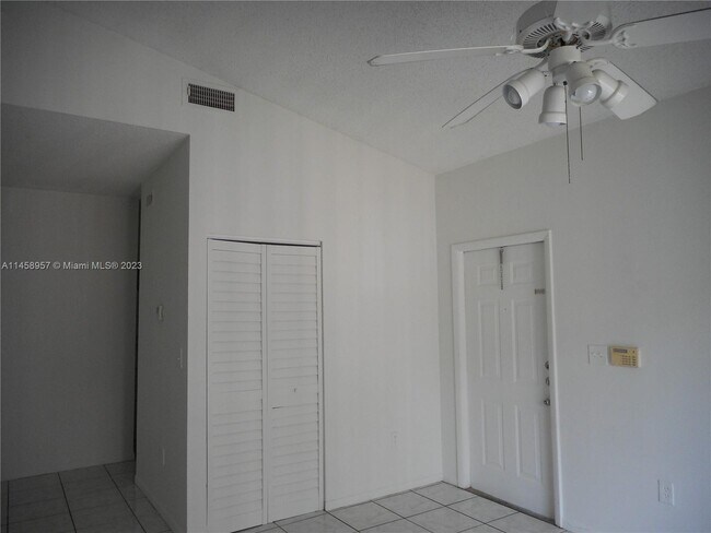 Foto del edificio - 1791 NW 96th Terrace