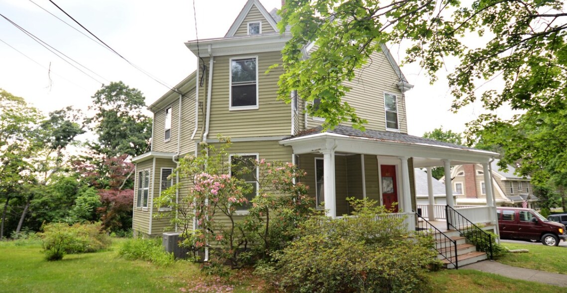 Primary Photo - 305 Central St