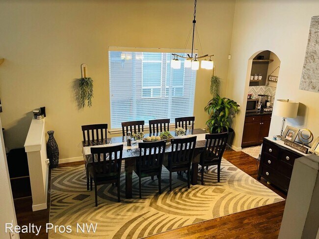 Foto del edificio - 4 br, 3 bath House - 3931 222nd PL SE