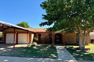 Building Photo - 5722 2nd Pl