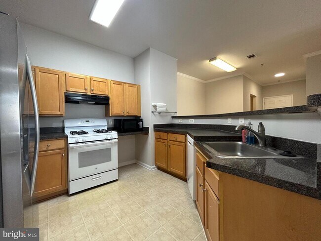 Building Photo - 5124 Brittney Elyse Cir