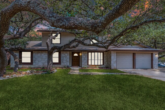 Foto del edificio - 8426 Timber Coach St