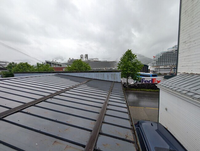 Building Photo - 275 - Residential