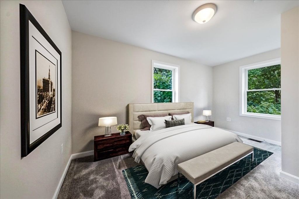 Foto principal - 62 N Main St