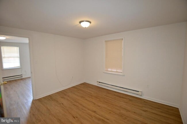 Building Photo - 109 S Bentz St