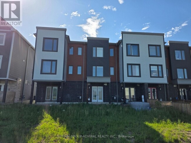 Building Photo - 25 Andean Ln