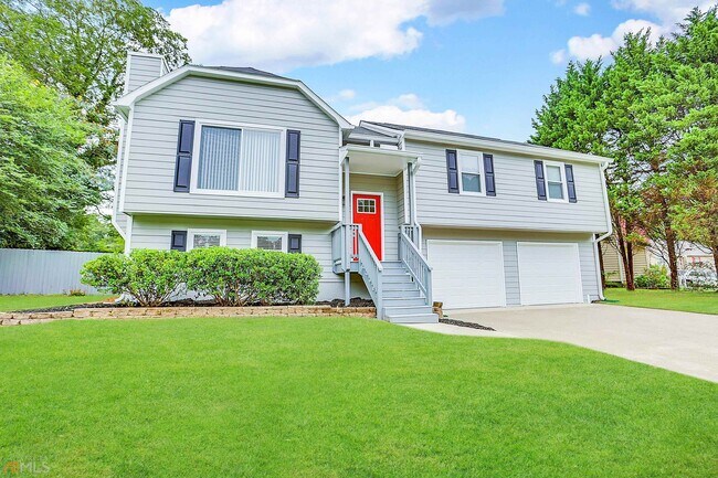 Building Photo - 813 Grindstone Pl SW