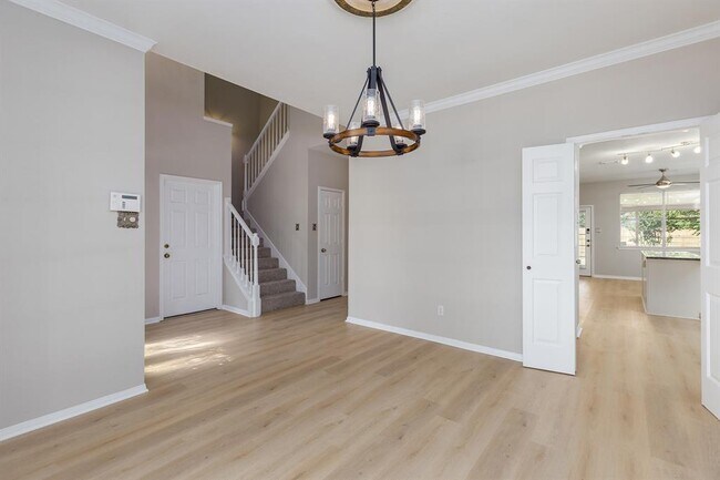 Building Photo - 19306 Spruce Bough Ln