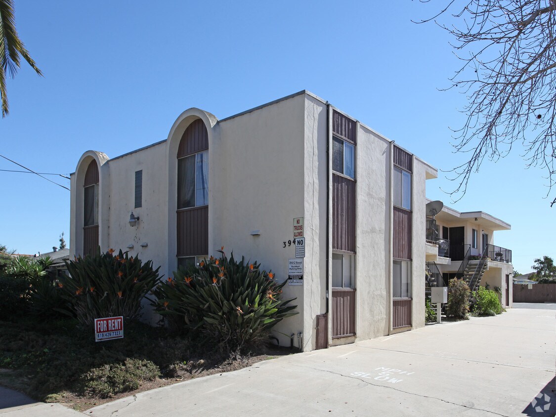 Foto principal - 394 G St