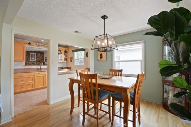 Building Photo - 3768 Conquista Ave