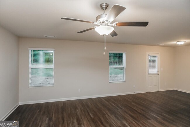 Building Photo - 209 Augusta Woods Dr