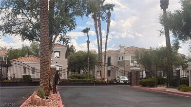 Building Photo - 2325 Windmill Pkwy
