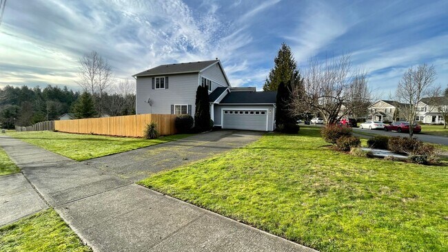 Foto del edificio - Private 2 Story Corner Lot