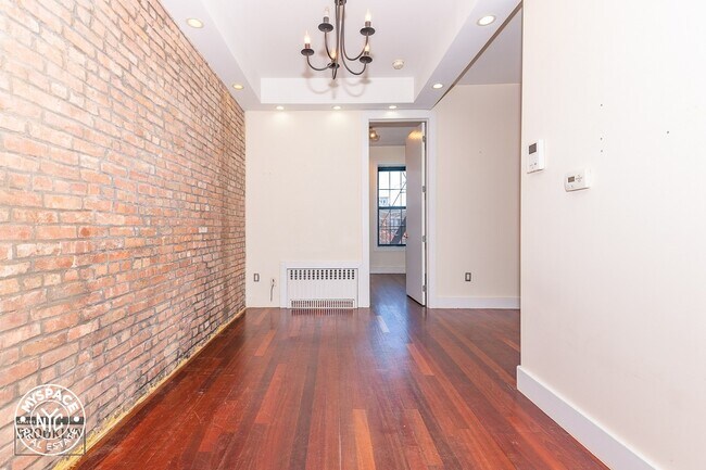 Foto del edificio - 81 Bleecker St