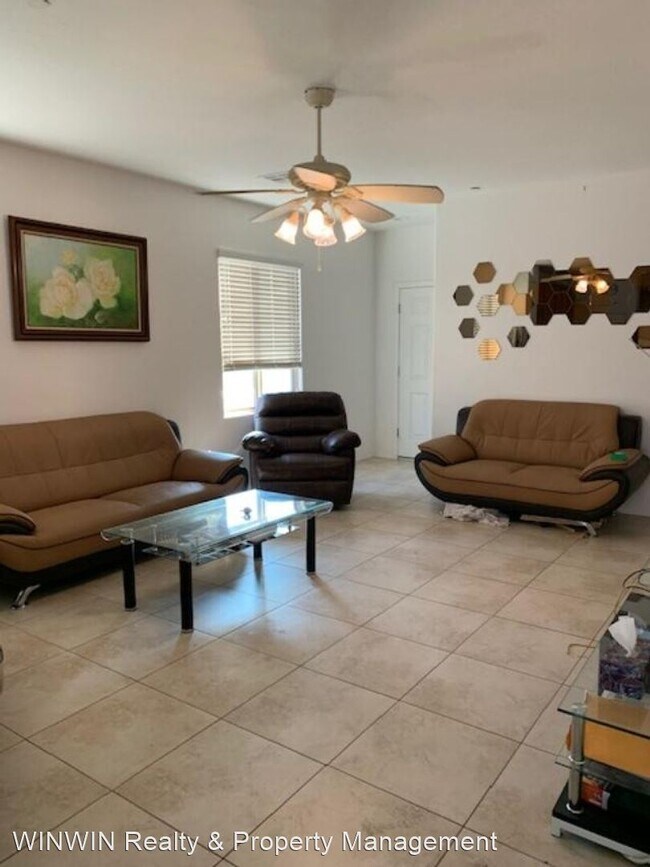 Building Photo - 3 br, 3 bath House - 728 Crest Valley Pl