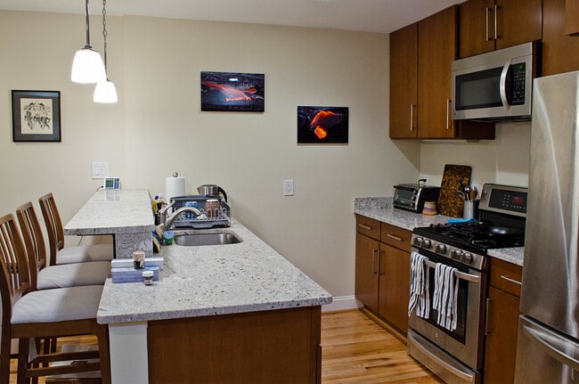 Foto del edificio - 3547 10th St NW