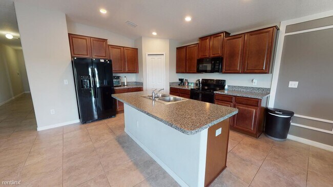 Building Photo - 4 br, 2 bath House - 1801 Broad Winged Haw...