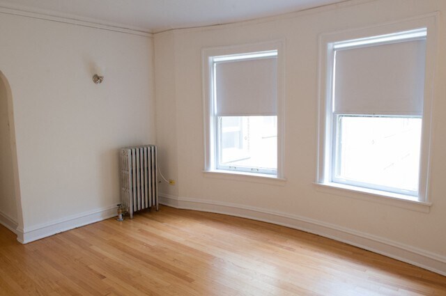 Foto del edificio - 1606 W Sunnyside Ave