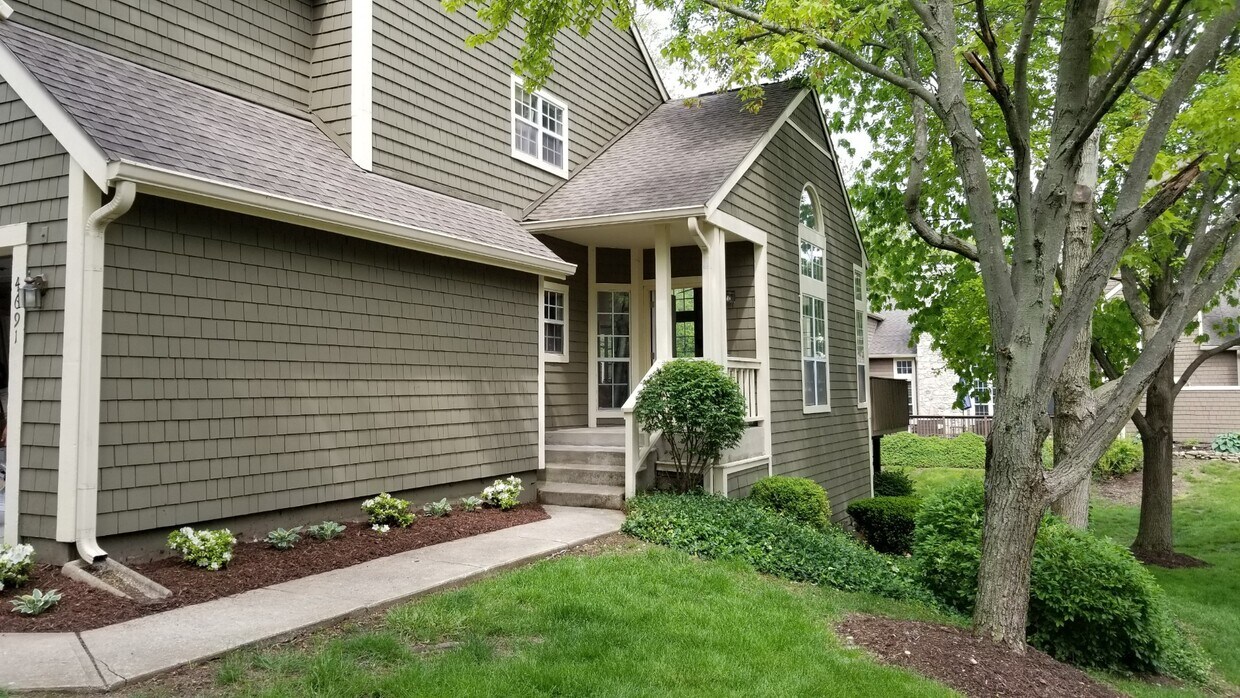 Primary Photo - 4691 Shireton Ct