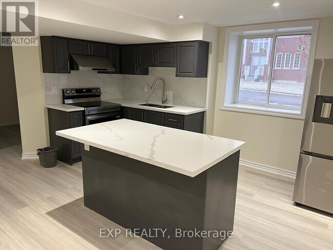 Photo du bâtiment - 938 Wrenwood Dr