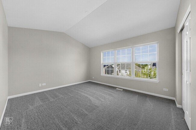 Building Photo - 2339 Overlook Ct