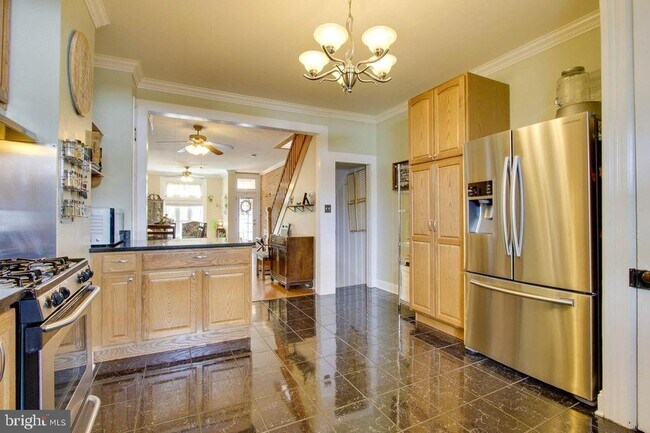 Foto del edificio - 3914 Foster Ave