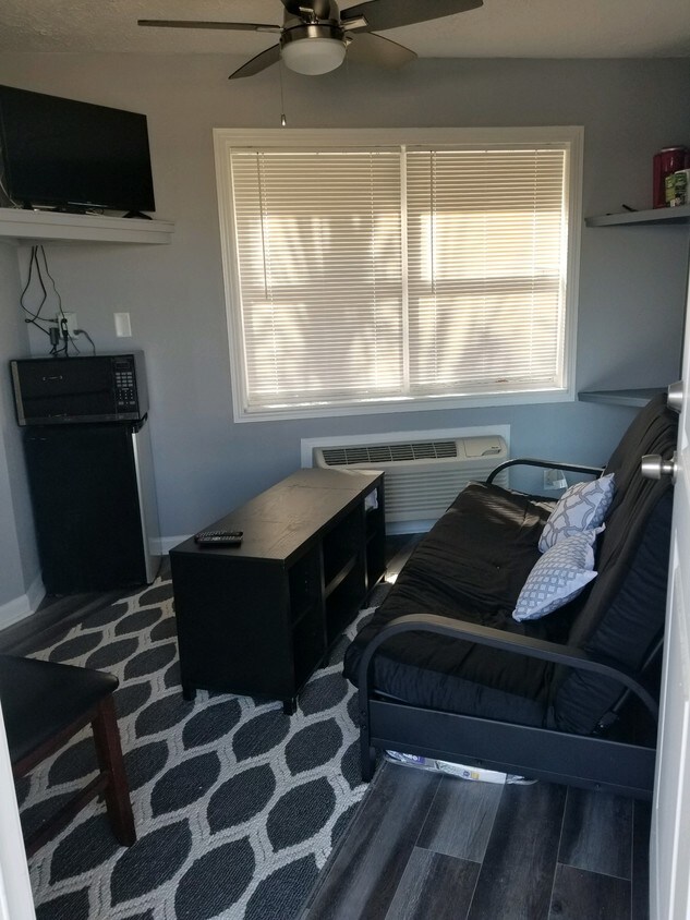 Foto principal - 644 W Caladium Cir