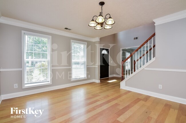 Building Photo - 6014 Fairing Drop