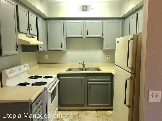 Building Photo - 2 br, 1 bath House - 1642 Sunflower Ct. N